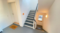 Treppenhaus - KR-NÄHE FACHHOCHSCHULE – CHICES DG-STUDIO + BALKON IN 4-PARTEIENHAUS, ATTRAKTIV FÜR INDIVIDUALISTEN