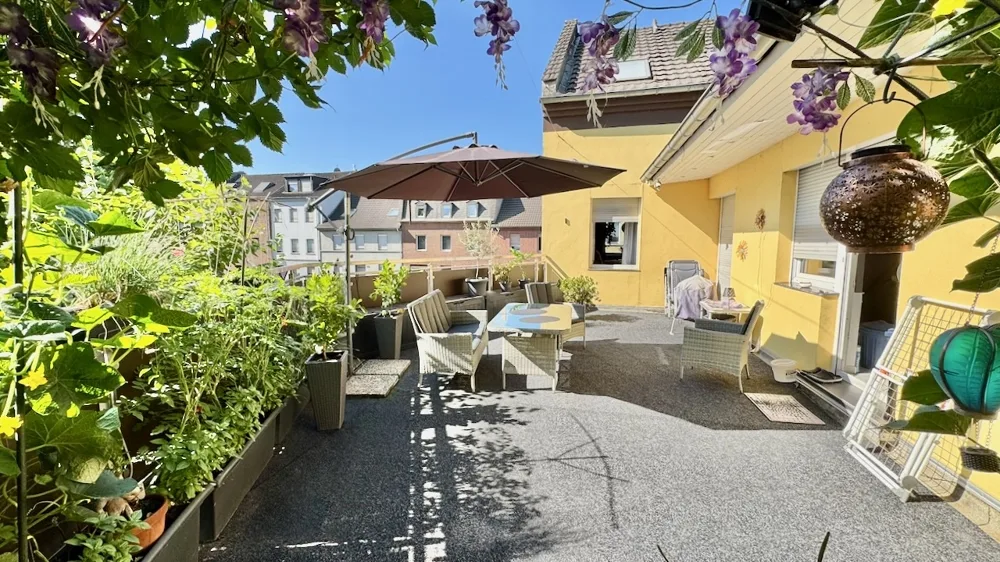 1. OG Terrasse Bild 2