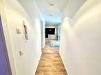 Diele - KR – FUßLÄUFIG UNWEIT ZUM HAUPTBAHNHOF BZW. HELIOS-KLINIKUM – CHICE 2-RAUM-DESIGNER-WOHNUNG + BALKON