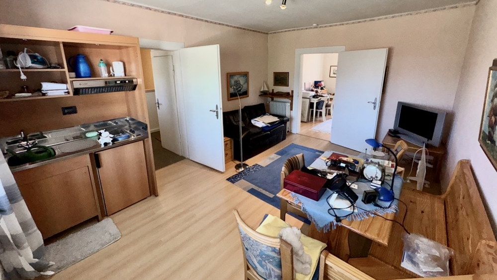 straßenseitiges Zimmer im OG