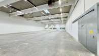 Halle Blick 1 - D´DORF-LICHTENBROICH, CA. 874 QM LOGISTIKHALLE ZZGL. BÜRO MIT TOP ANBINDUNG ZUR RHEIN-RUHR-REGION