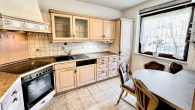 Küche im Erdgeschoss - RATINGEN-LINTORF, EINFAMILIENHAUS MIT EINLIEGERWOHNUNG ZUZÜGLICH CA. 716 QM FREIZEITGRUNDSTÜCK
