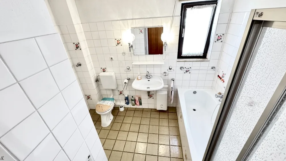 Badezimmer im 1. OG