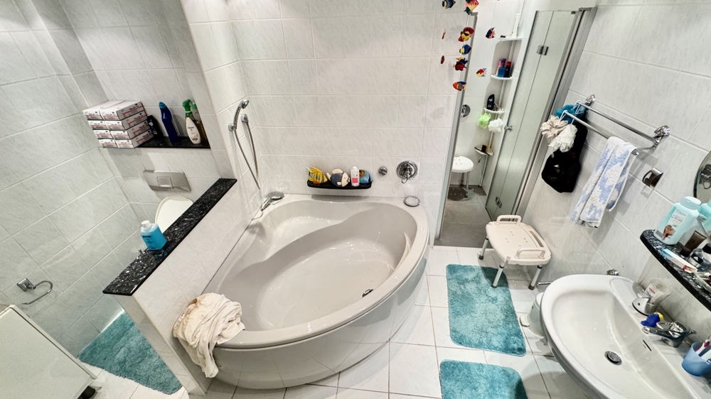 Badezimmer im EG