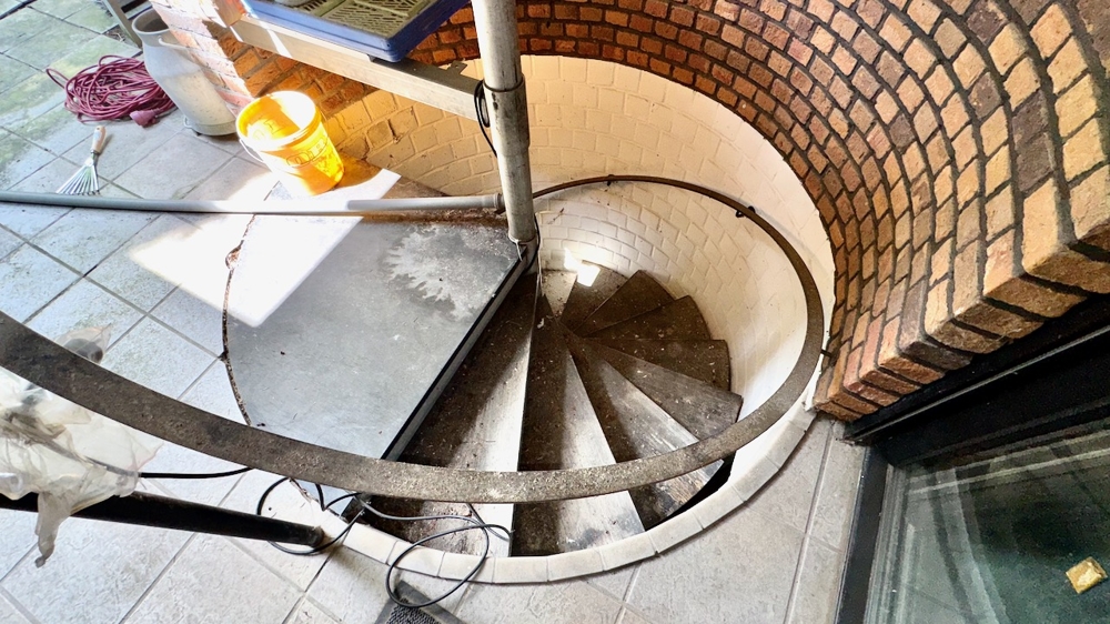 Wendeltreppe zum KG